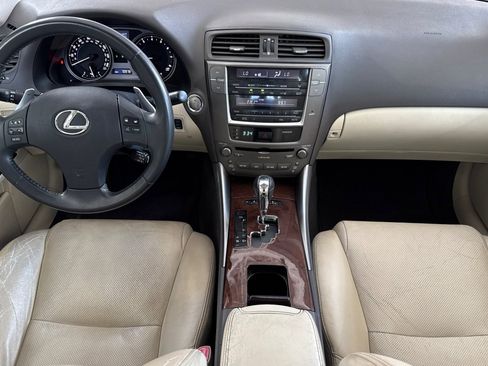 Used 2010 Lexus IS 250 RWD image 17