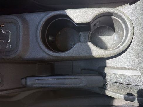 Used 2013 Jeep Wrangler Unlimited Sport w/ Connectivity Group image 27