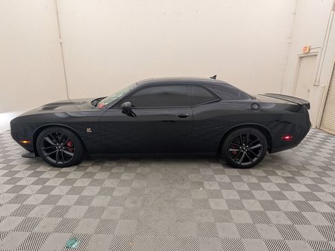 Used 2019 Dodge Challenger R/T Scat Pack w/ Plus Package RWD image 10