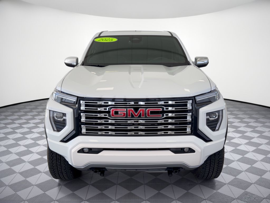 Used 2025 GMC Canyon Denali AWD/4WD image 6