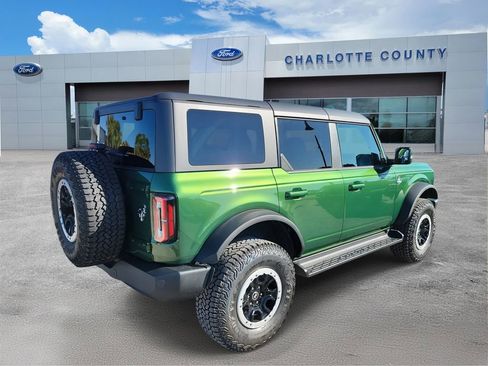 New 2025 Ford Bronco Outer Banks w/ Sasquatch Package AWD/4WD image 4