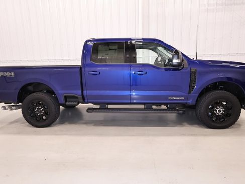 New 2026 Ford F250 Lariat w/ Black Appearance Package AWD/4WD image 2