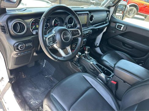 Used 2021 Jeep Wrangler Unlimited Rubicon 4xe w/ Dual Top Group image 16