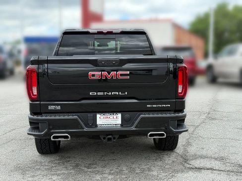 Used 2023 GMC Sierra 1500 Denali AWD/4WD image 6