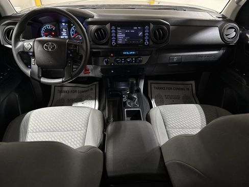 Used 2021 Toyota Tacoma SR AWD/4WD image 10