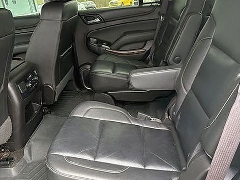 Used 2017 Chevrolet Tahoe LT w/ LT Signature Package image 10
