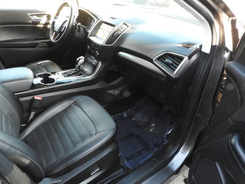 Used 2018 Ford Edge SEL w/ Equipment Group 201A image 6