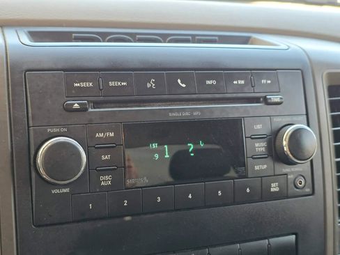 Used 2011 RAM 1500 2WD Regular Cab image 16