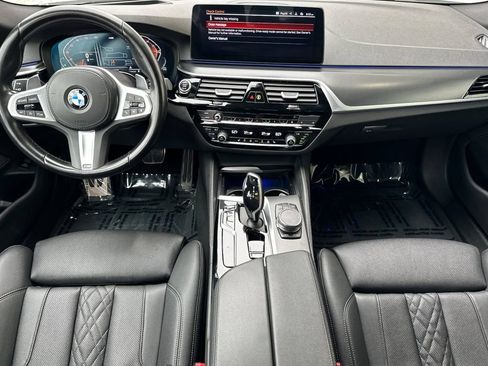 Used 2023 BMW 540i w/ M Sport Package RWD image 14