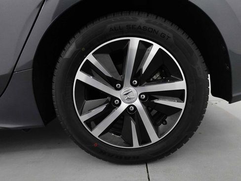 Certified 2024 Honda Civic LX image 9