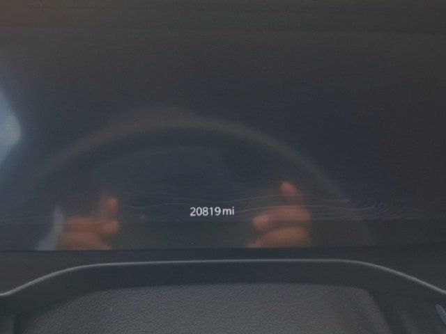 Used 2025 Jeep Grand Cherokee Limited w/ Luxury Tech Group II RWD image 18