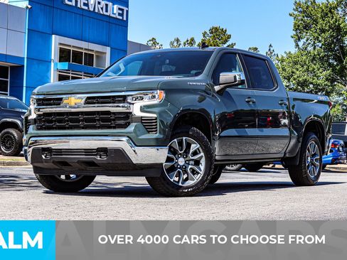 Used 2025 Chevrolet Silverado 1500 LT AWD/4WD image 3