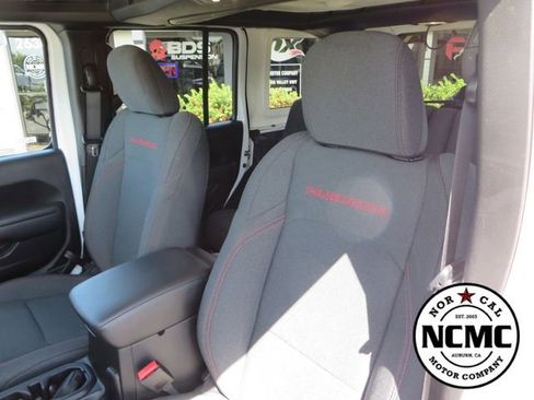 Used 2024 Jeep Wrangler Unlimited Rubicon w/ Technology Group AWD/4WD image 20