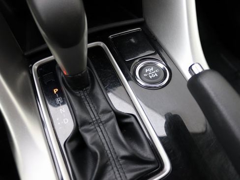 Used 2023 Mitsubishi Eclipse Cross ES image 13