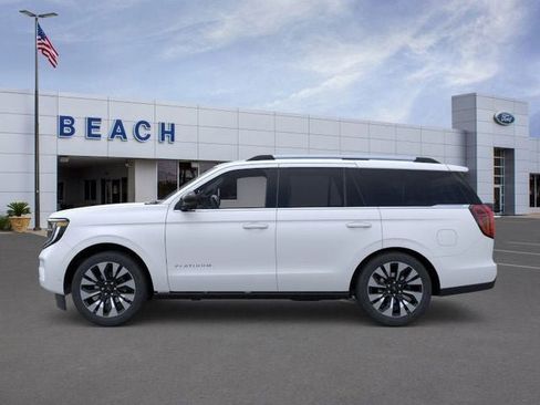 New 2026 Ford Expedition Platinum w/ Driver's Package image 4