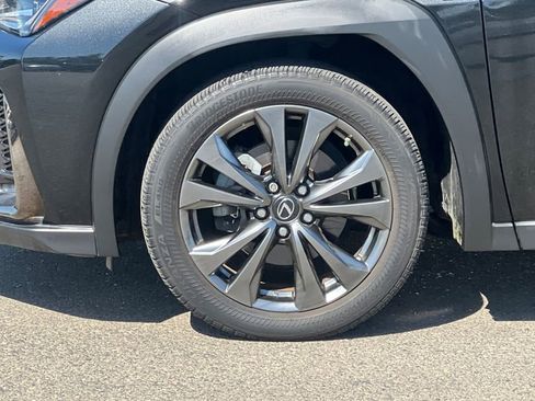 Used 2019 Lexus UX 200 F Sport w/ F Sport Premium Package FWD image 27