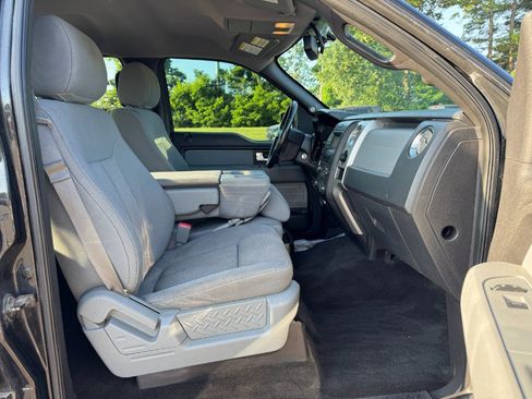Used 2013 Ford F150 XLT w/ Mid Equipment Group AWD/4WD image 18