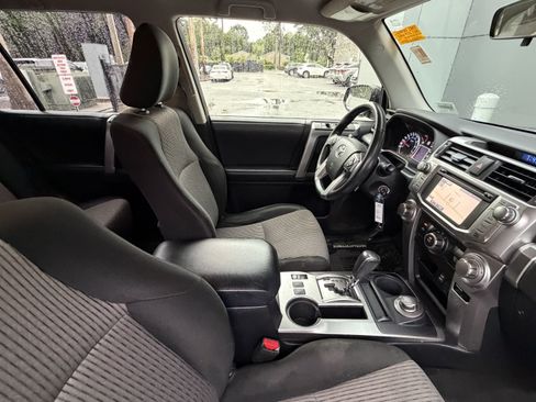 Used 2019 Toyota 4Runner SR5 AWD/4WD image 46