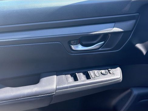Used 2023 Honda CR-V LX image 16