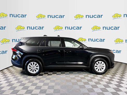 Used 2024 Toyota Grand Highlander XLE image 8