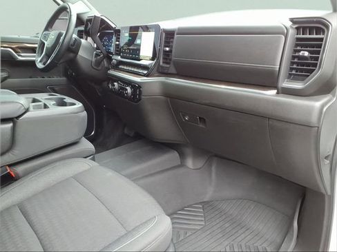 Used 2023 Chevrolet Silverado 1500 LT image 24