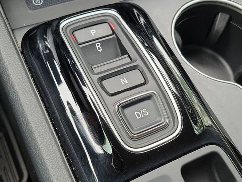 Used 2025 Honda Pilot Elite image 35