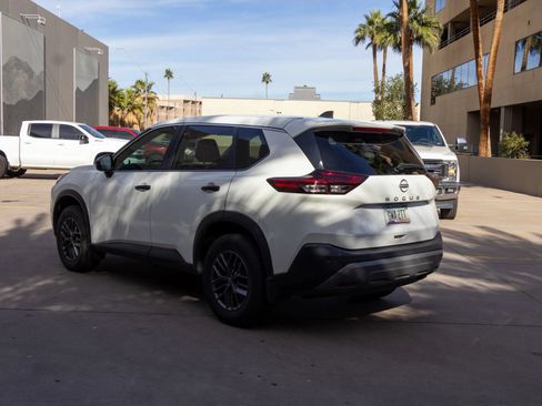 Used 2023 Nissan Rogue S FWD image 4