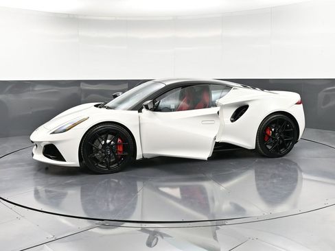 New 2026 Lotus Emira SE image 35
