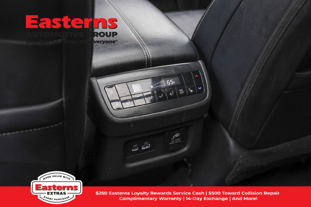 Used 2023 Nissan Pathfinder Platinum w/ Cargo Package AWD/4WD image 25