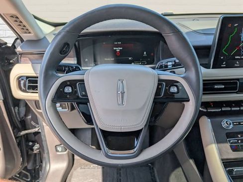 Used 2023 Lincoln Aviator Reserve w/ Equipment Group 201A AWD/4WD image 15