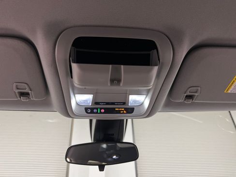 Used 2025 Chevrolet Blazer LT FWD image 59