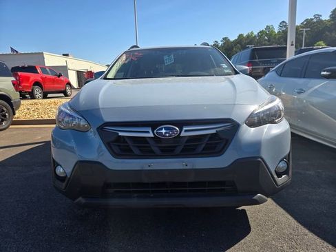 Used 2021 Subaru Crosstrek 2.0i Premium w/ Moonroof Package image 2
