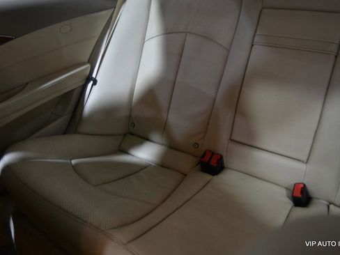 Used 2004 Mercedes-Benz E 320 Sedan image 21