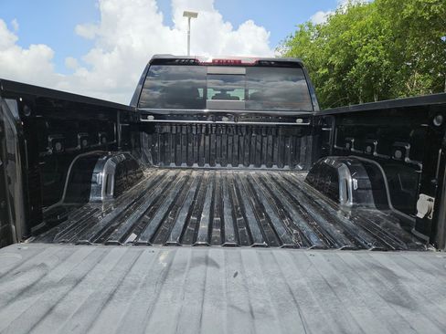 Used 2021 Chevrolet Silverado 1500 LT Trail Boss w/ Convenience Package II AWD/4WD image 24