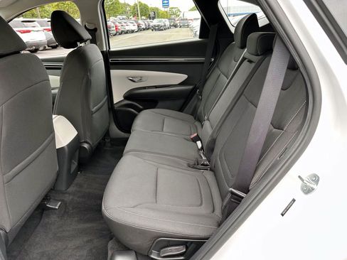 Used 2023 Hyundai Tucson SE AWD/4WD image 12