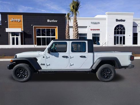 New 2026 Jeep Gladiator Sport image 3