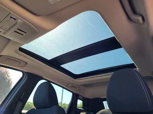 New 2026 Nissan Kicks SV w/ SV Premium Package AWD/4WD image 18