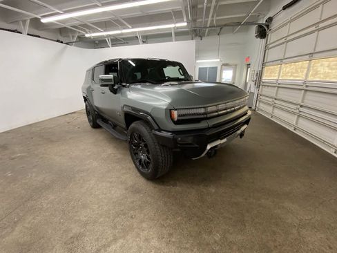 Used 2024 GMC Hummer EV 3X image 8