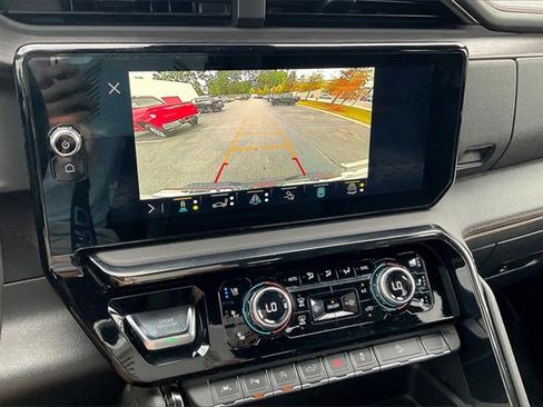 Used 2023 GMC Sierra 1500 AT4 w/ AT4 Preferred Package image 32