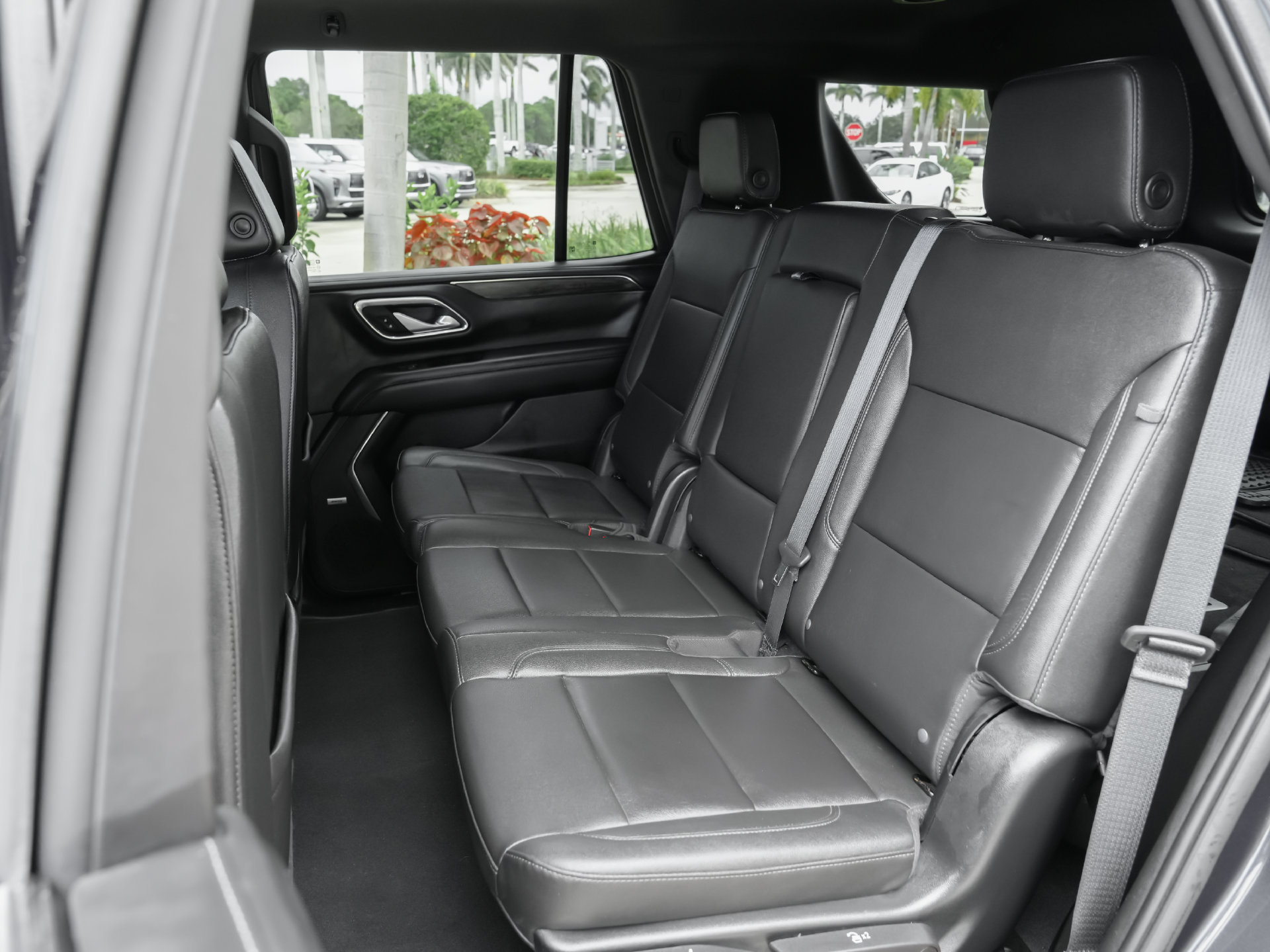 Used 2023 Chevrolet Tahoe LT AWD/4WD image 34
