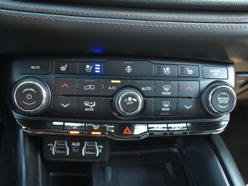 Used 2022 Dodge Durango R/T AWD/4WD image 23