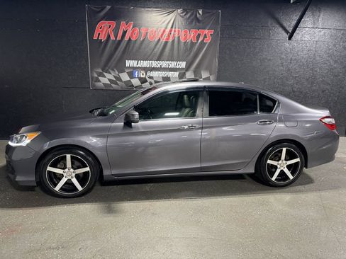 Used 2016 Honda Accord EX-L image 2