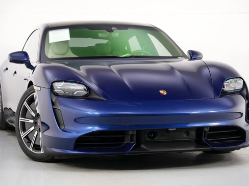 Used 2020 Porsche Taycan Turbo w/ Performance Package image 4