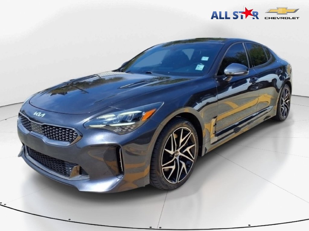 Used 2022 Kia Stinger GT-Line w/ Sun & Sound Package RWD image 3
