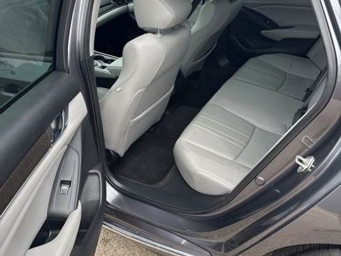 Used 2018 Honda Accord EX-L image 11