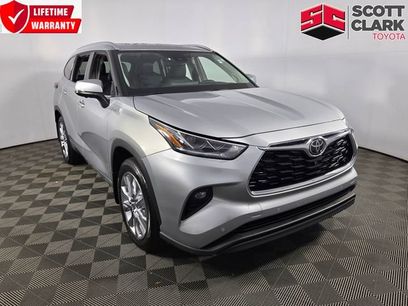 Used 2025 Toyota Highlander Limited