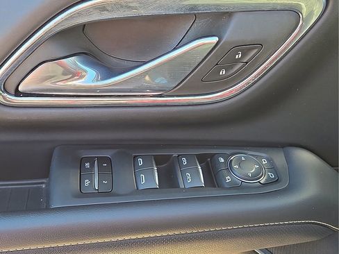 Used 2024 Chevrolet Tahoe Premier image 24