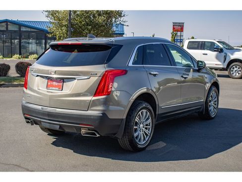 Used 2019 Cadillac XT5 Luxury AWD/4WD image 8