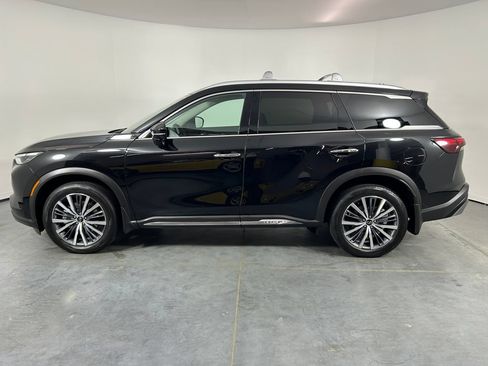 Used 2023 INFINITI QX60 Sensory w/ Vision Package AWD/4WD image 2