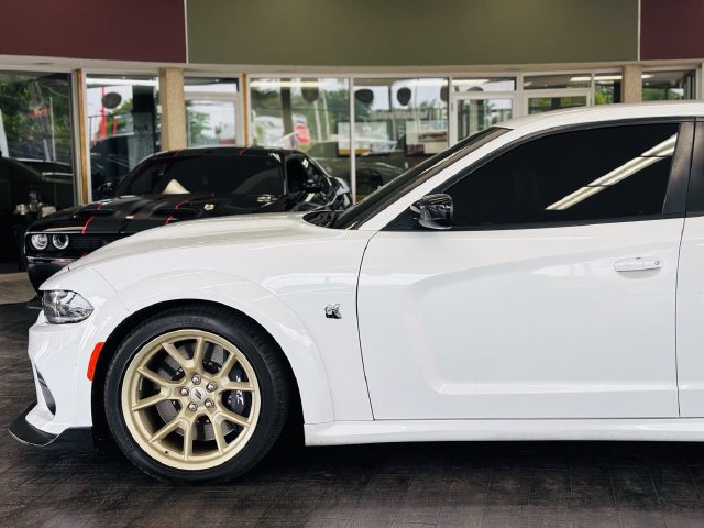 Used 2023 Dodge Charger Scat Pack RWD image 17